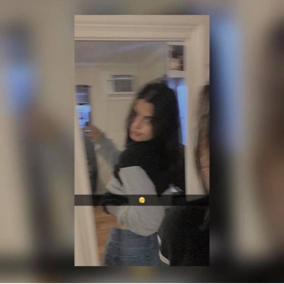 Meet your Posher, Daniela - Picture 1 of 1